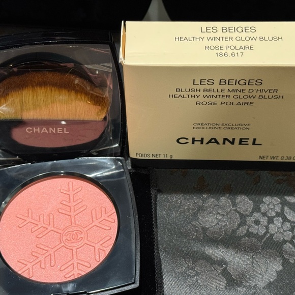 CHANEL Les Beiges Healthy Winter Glow Blush in Shade Rose Polaire with Brush - Picture 1 of 4